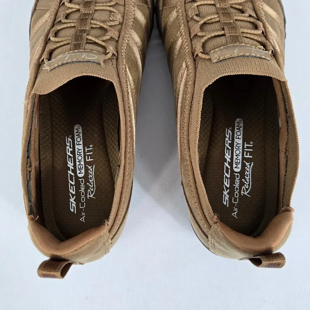 Skechers Breathe-Easy Remember Me Slip-On Taupe Memory Foam Shoes Womens 7
